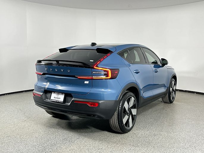 2024 Volvo C40