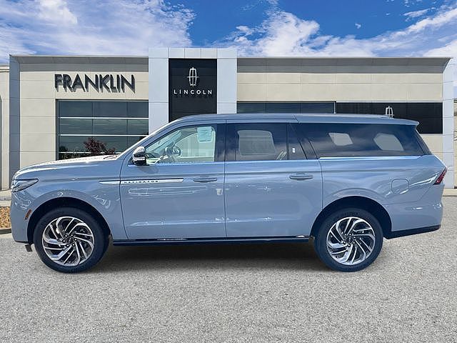 2025 Lincoln Navigator L