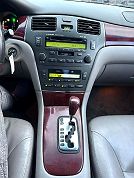 2003 Lexus ES 300 image 6