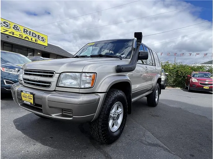 2002 Isuzu Trooper