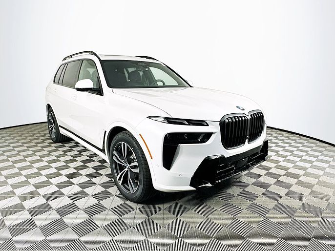 2025 BMW X7