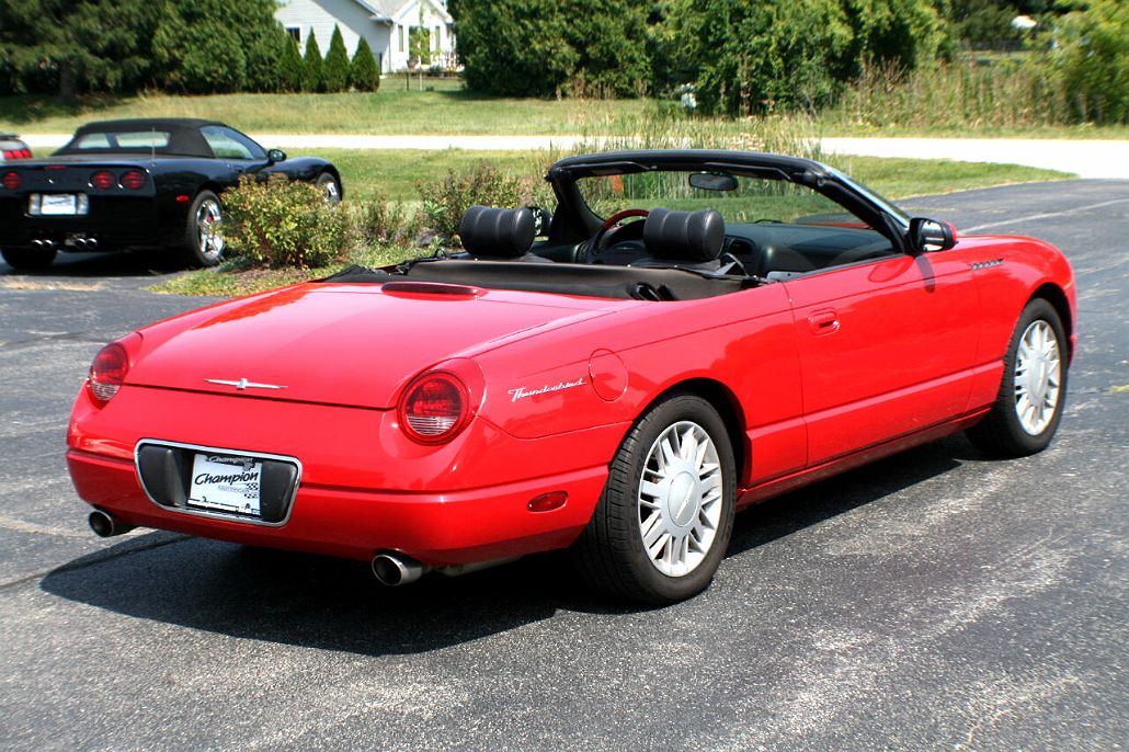 2002 Ford Thunderbird Deluxe image 4