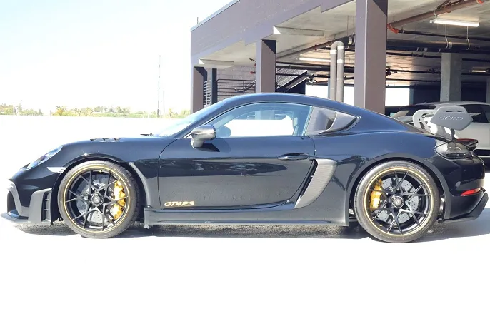 2025 Porsche 718 Cayman