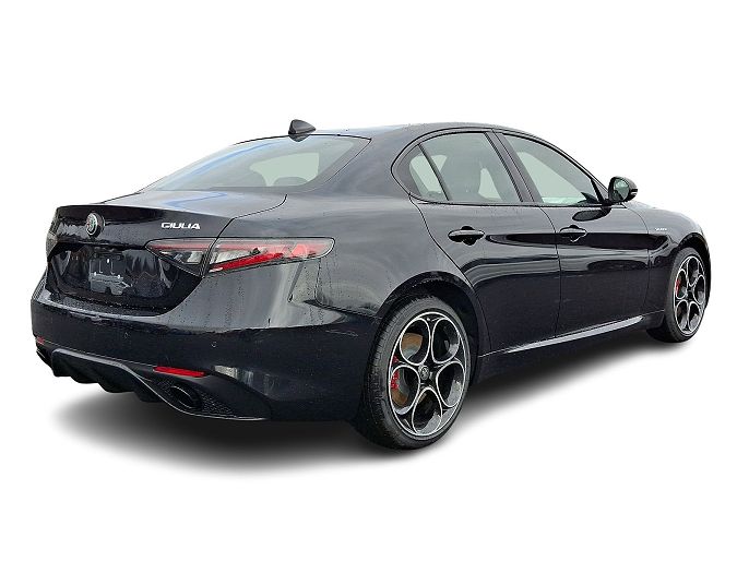 2025 Alfa Romeo Giulia