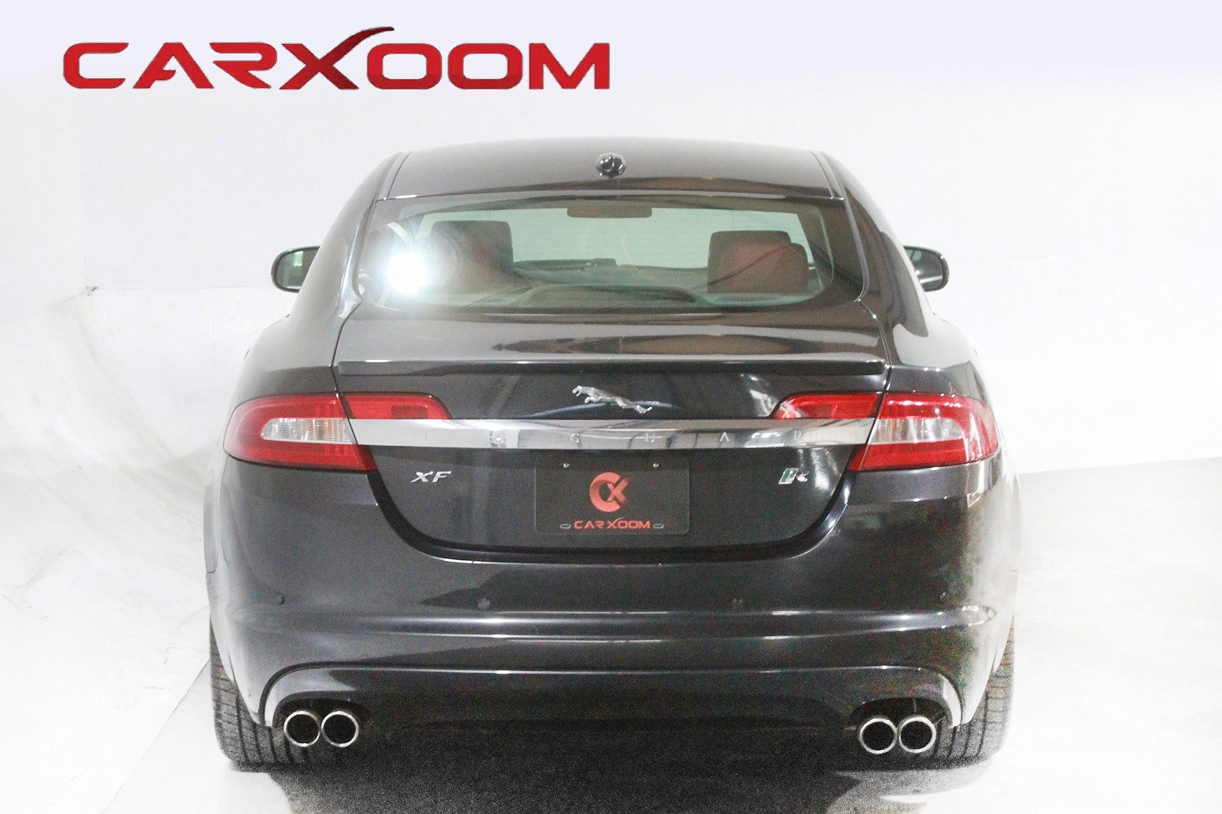 2011 Jaguar XF XFR image 7