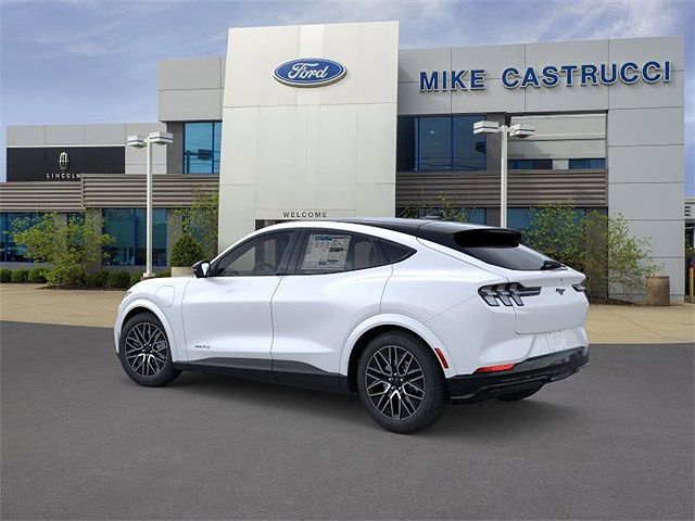 2025 Ford Mustang Mach-E