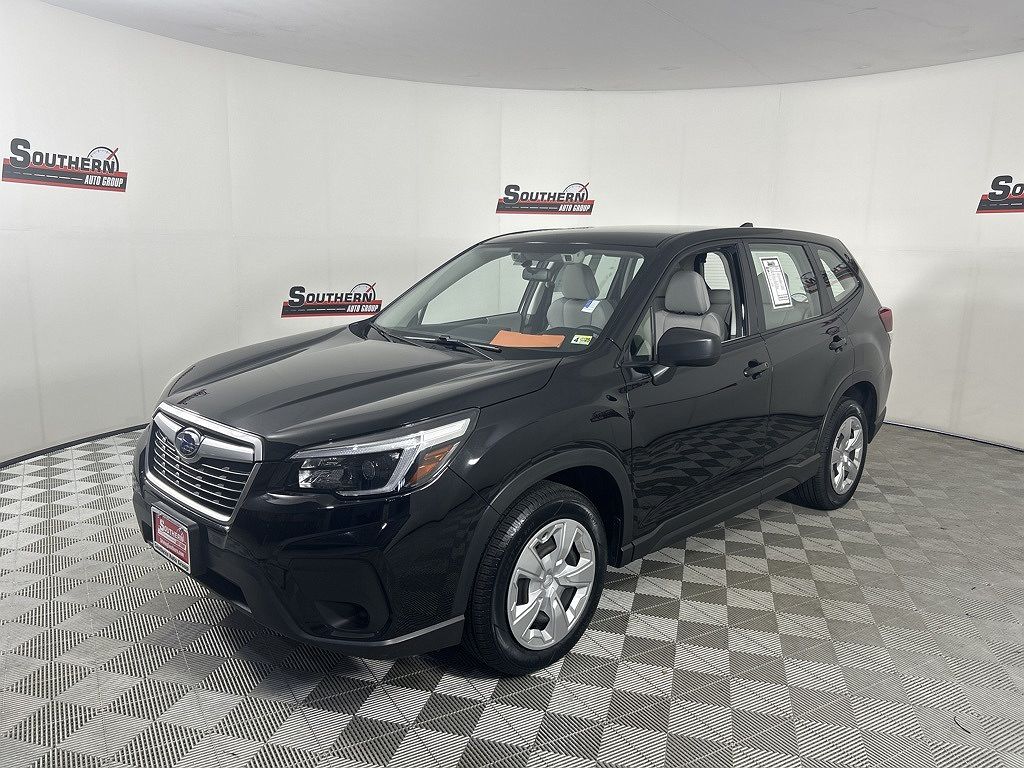 2021 Subaru Forester null image 2