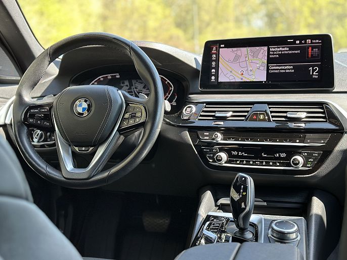 2022 BMW 5 Series