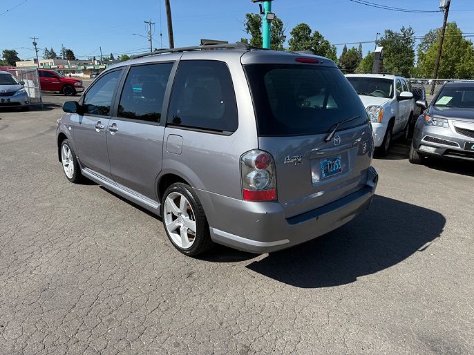 2005 Mazda MPV