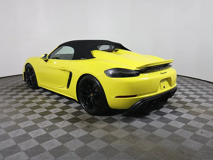 2021 Porsche 718 Spyder
