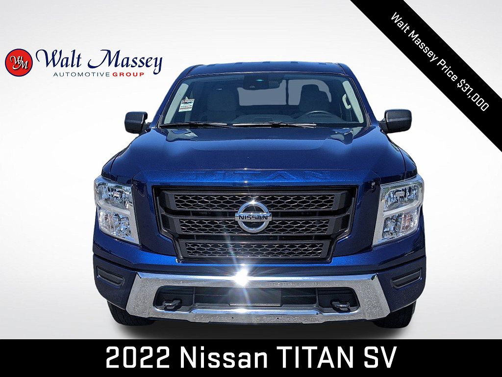 2022 Nissan Titan SV image 3