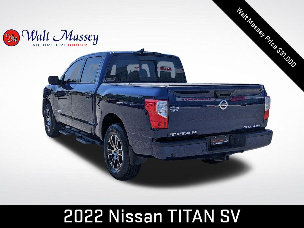 2022 Nissan Titan SV image 5