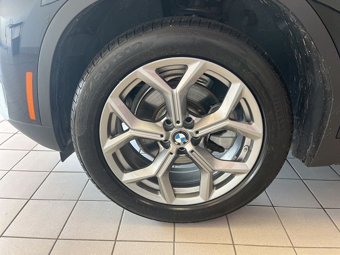 2025 BMW X4