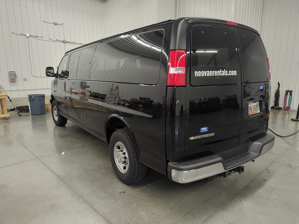 2023 Chevrolet Express 3500 image 2