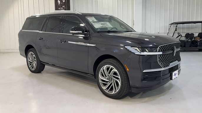 2025 Lincoln Navigator L