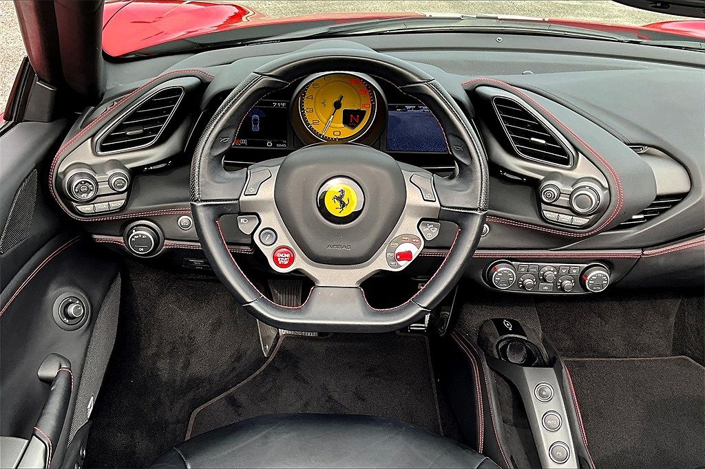2018 Ferrari 488 Spider image 4