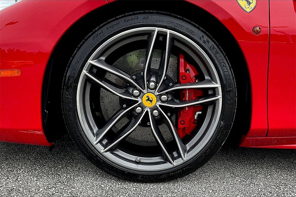2018 Ferrari 488 Spider image 8