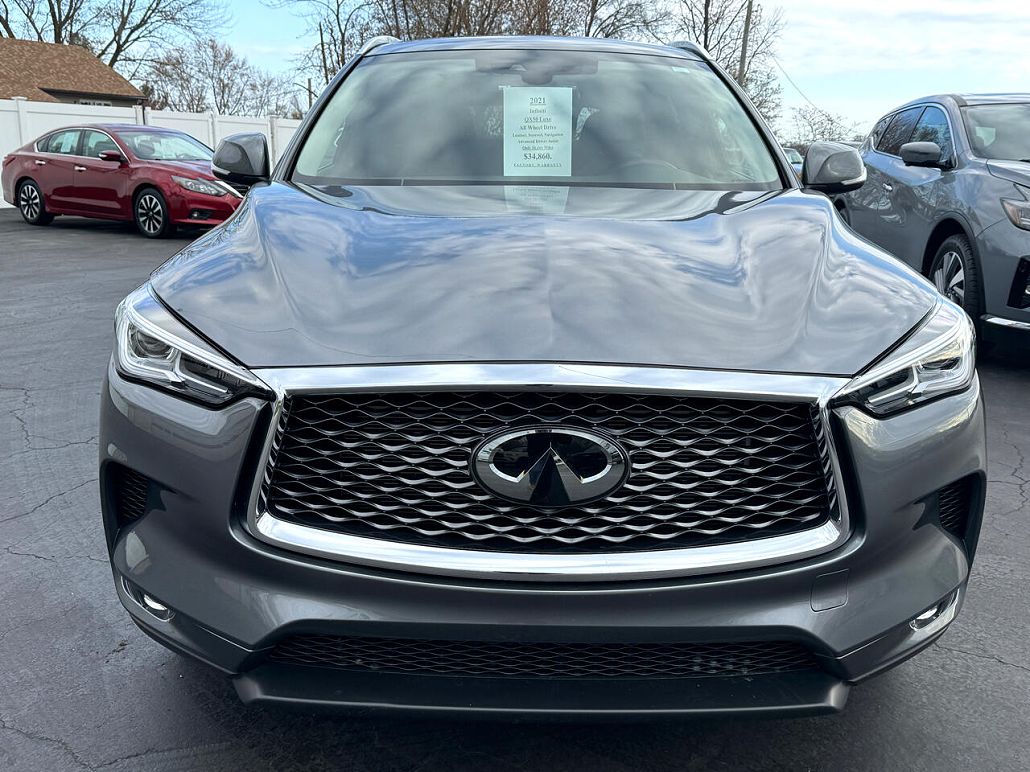 2021 Infiniti QX50 Luxe image 4