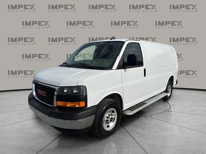 2023 GMC Savana