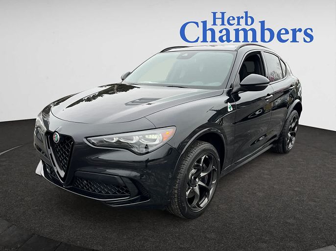 2024 Alfa Romeo Stelvio