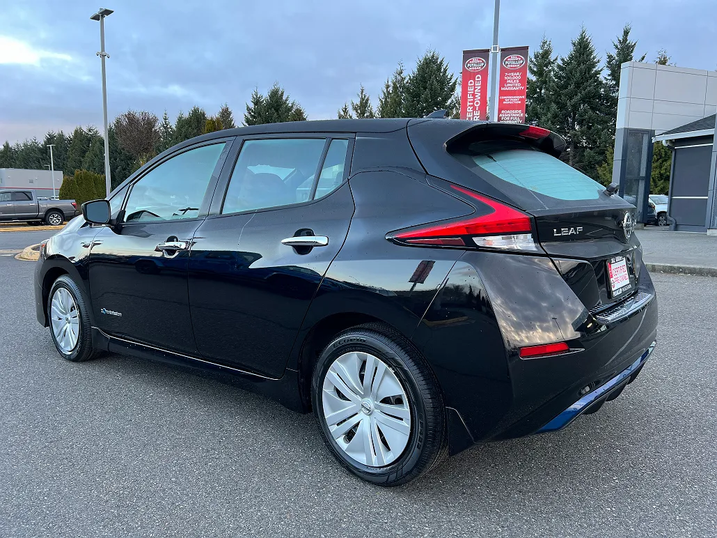 2019 Nissan Leaf S image 2