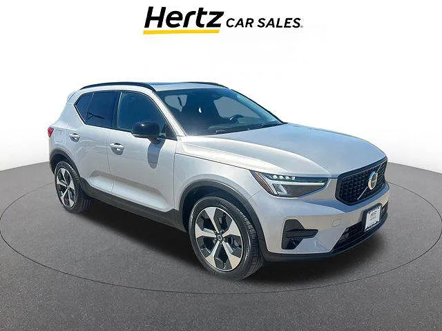 2024 Volvo XC40