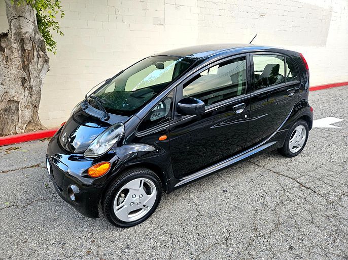 2016 Mitsubishi i-MiEV
