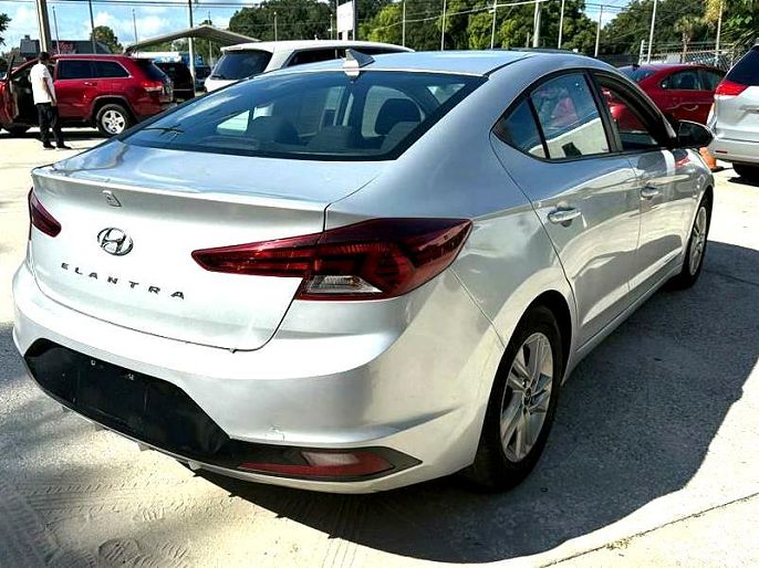 2020 Hyundai Elantra