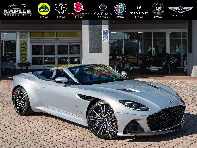2020 Aston Martin DBS