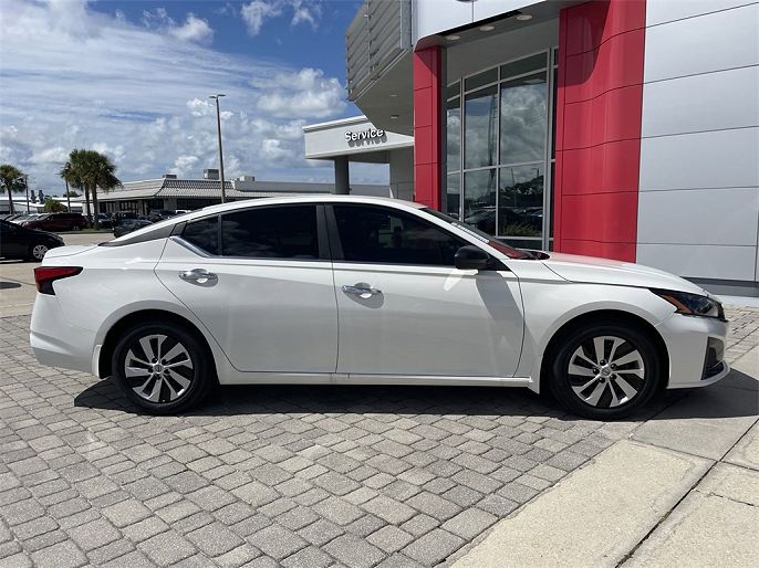 2024 Nissan Altima