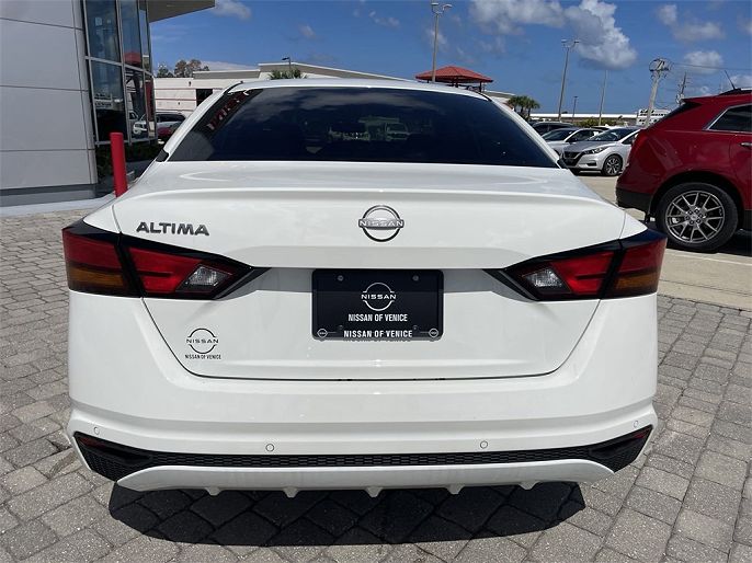 2024 Nissan Altima