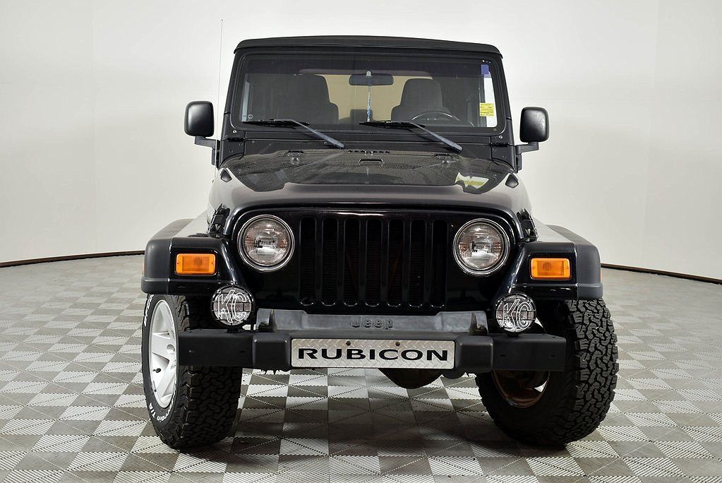 2005 Jeep Wrangler Unlimited Rubicon image 4
