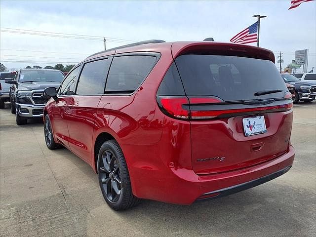 2026 Chrysler Pacifica