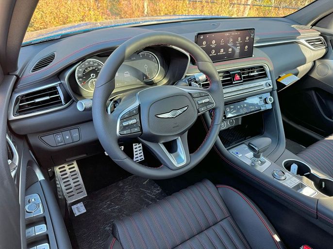 2025 Genesis G70
