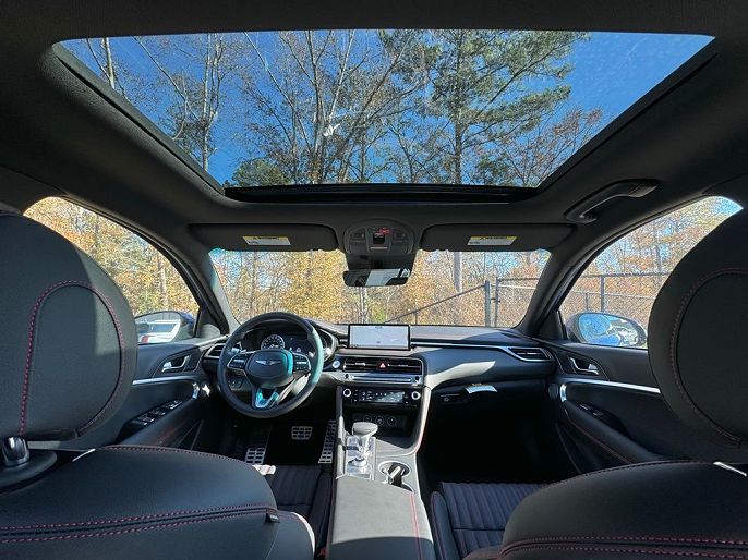 2025 Genesis G70