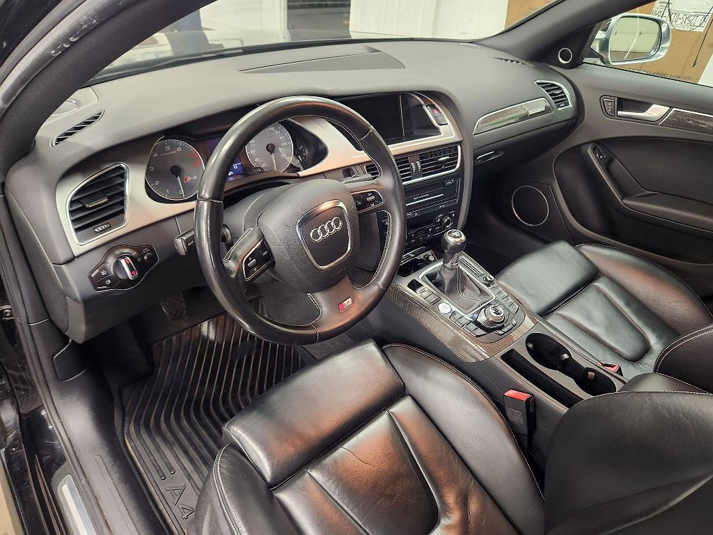 2010 Audi S4 Prestige image 15