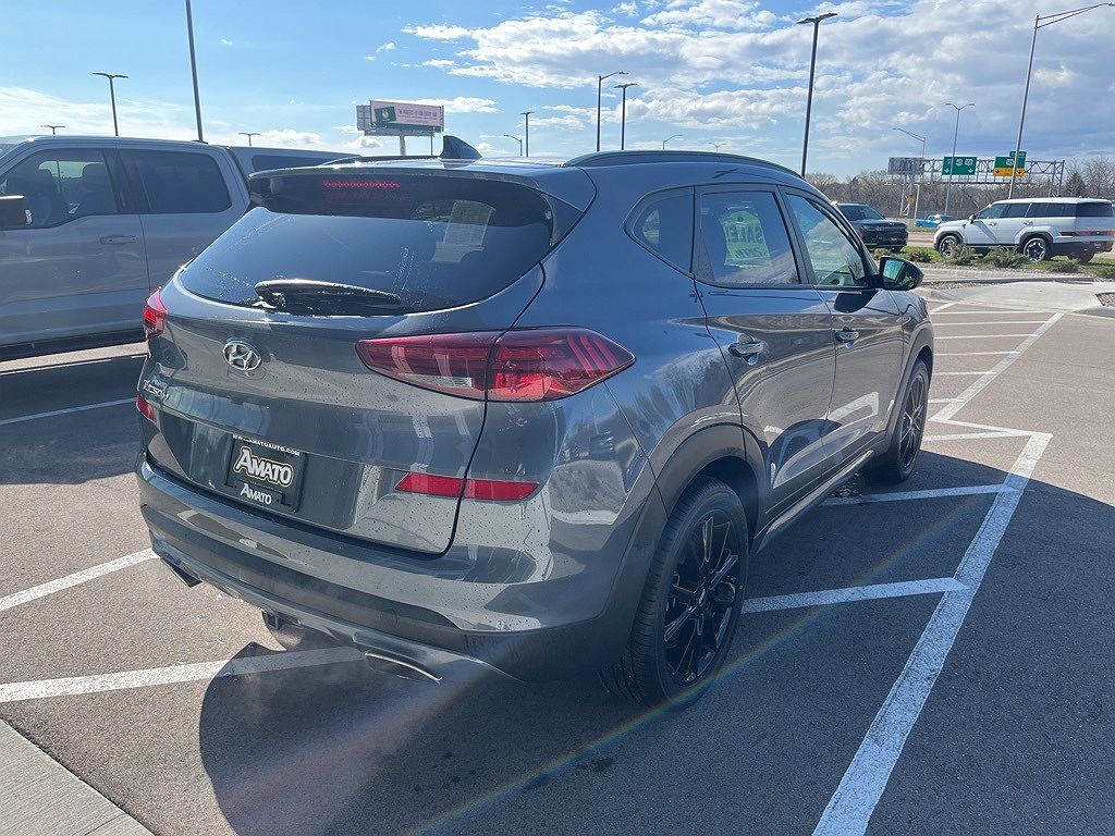 2019 Hyundai Tucson Night image 3