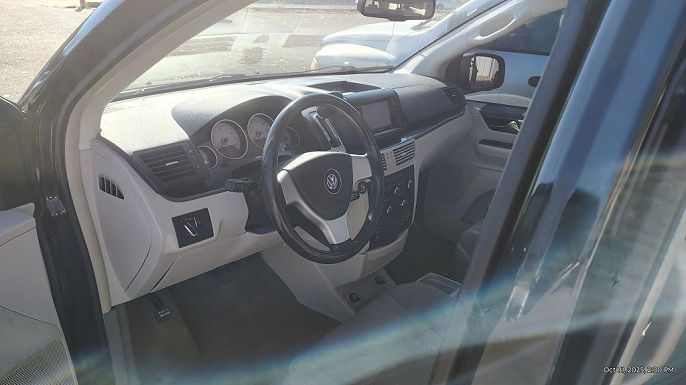 2009 Volkswagen Routan