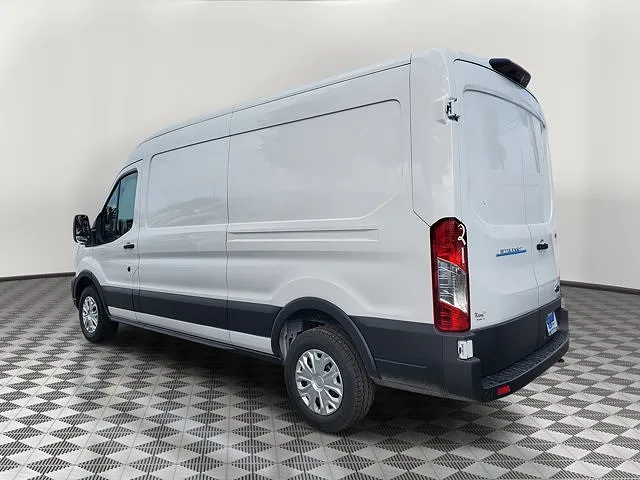 2025 Ford E-Transit
