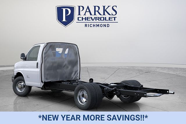 2025 Chevrolet Express