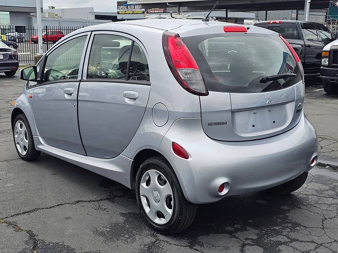 2012 Mitsubishi i-MiEV
