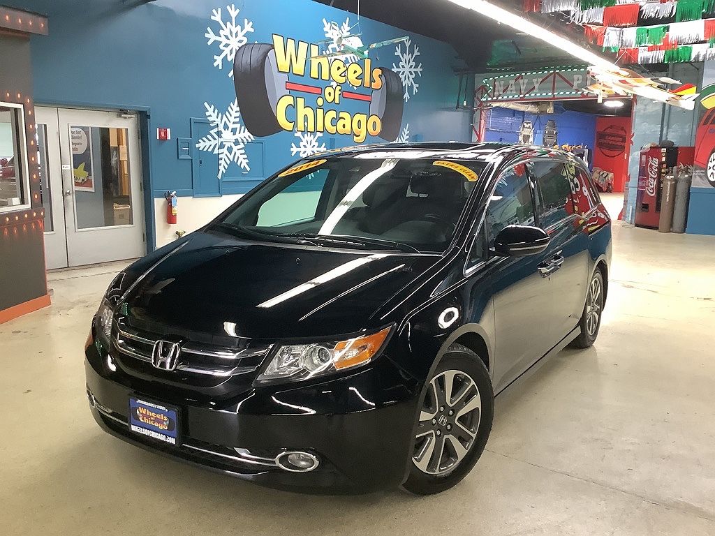 2014 Honda Odyssey Touring image 0