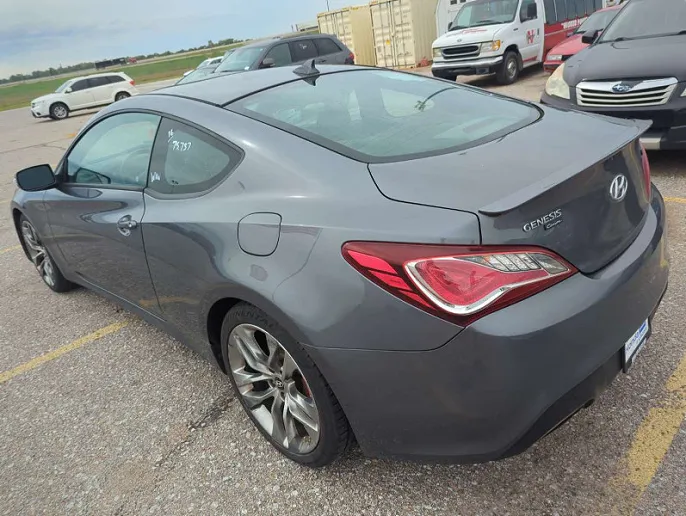 2016 Hyundai Genesis