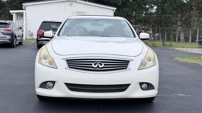 2010 Infiniti G37