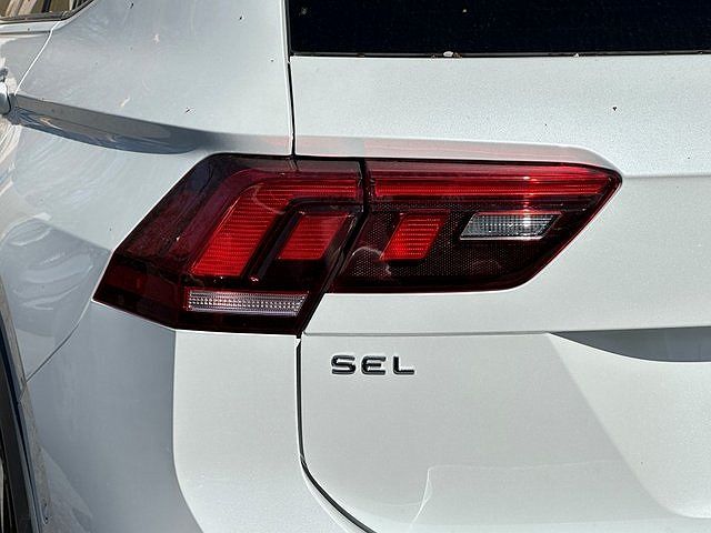 2024 Volkswagen Tiguan SEL image 5