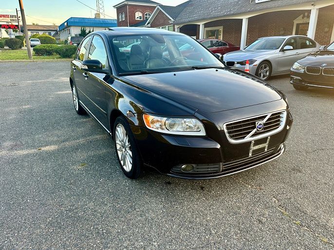 2010 Volvo S40