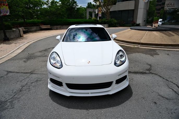 2016 Porsche Panamera