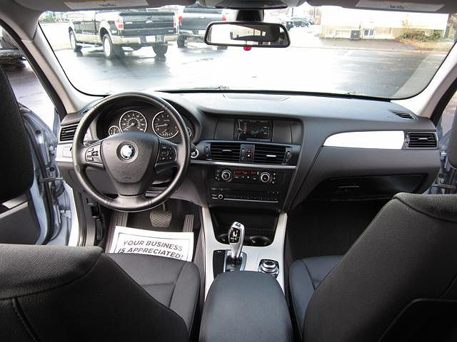 2011 BMW X3 xDrive28i image 10