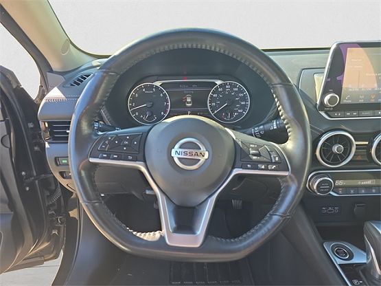 2021 Nissan Sentra SV photo 5