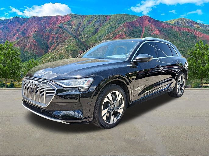 2022 Audi e-tron